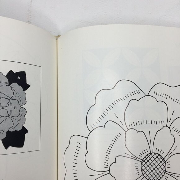 Award Winning Quilts Effie Chalmers Pforr Hardback Book Patterns 1974 - Picture 9 of 13